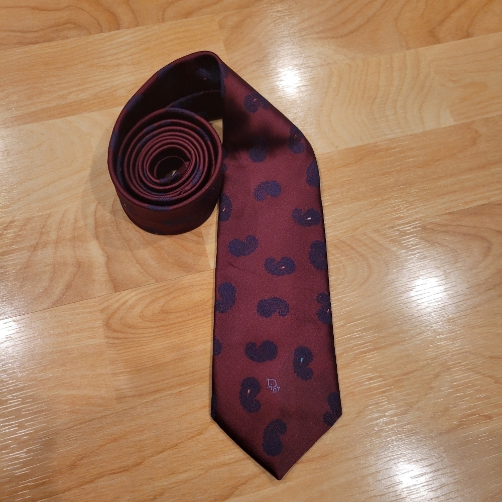 Christian Dior Vintage Burgundy and Navy Paisley Patterned Tie Silk Blend